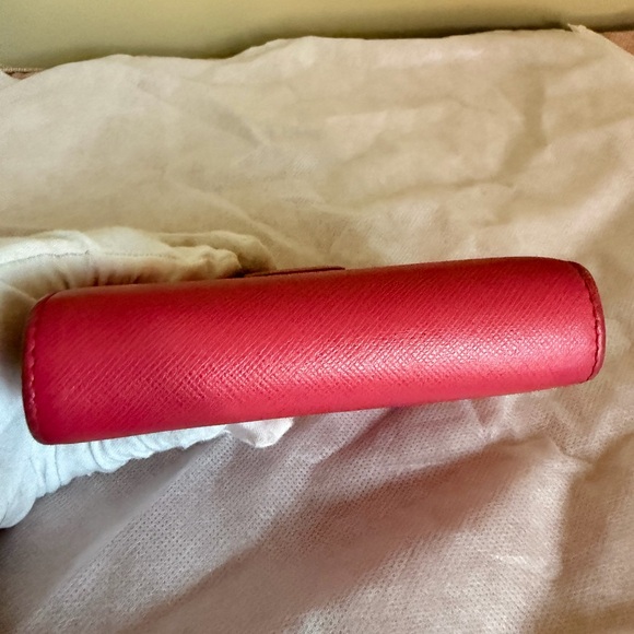 Prada Saffiano Leather Compact Wallet in a Fuchsia color Wallet - Picture 3 of 16